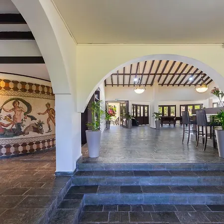 11 Zen Hostel *